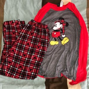 Men’s Mickey Mouse holiday Pajamas